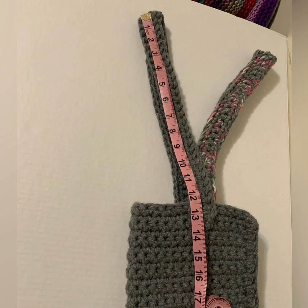 Shoulder Bag solid gray on one side mix Gray and pink on the other side - Picture 16 of 16